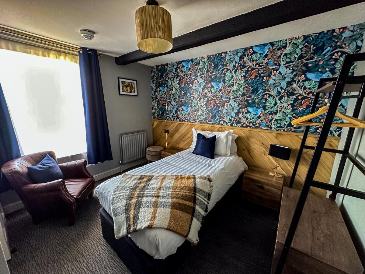 The Old Mill Hotel Salisbury Bagian luar foto